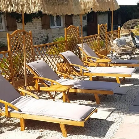 Inviting 3-bed In Villa *